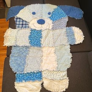 Really cute blues puppy dog baby or childs quilt handmade
